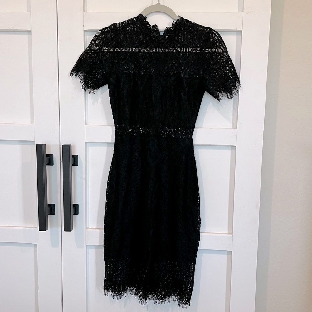 Lulus lace black midi dress